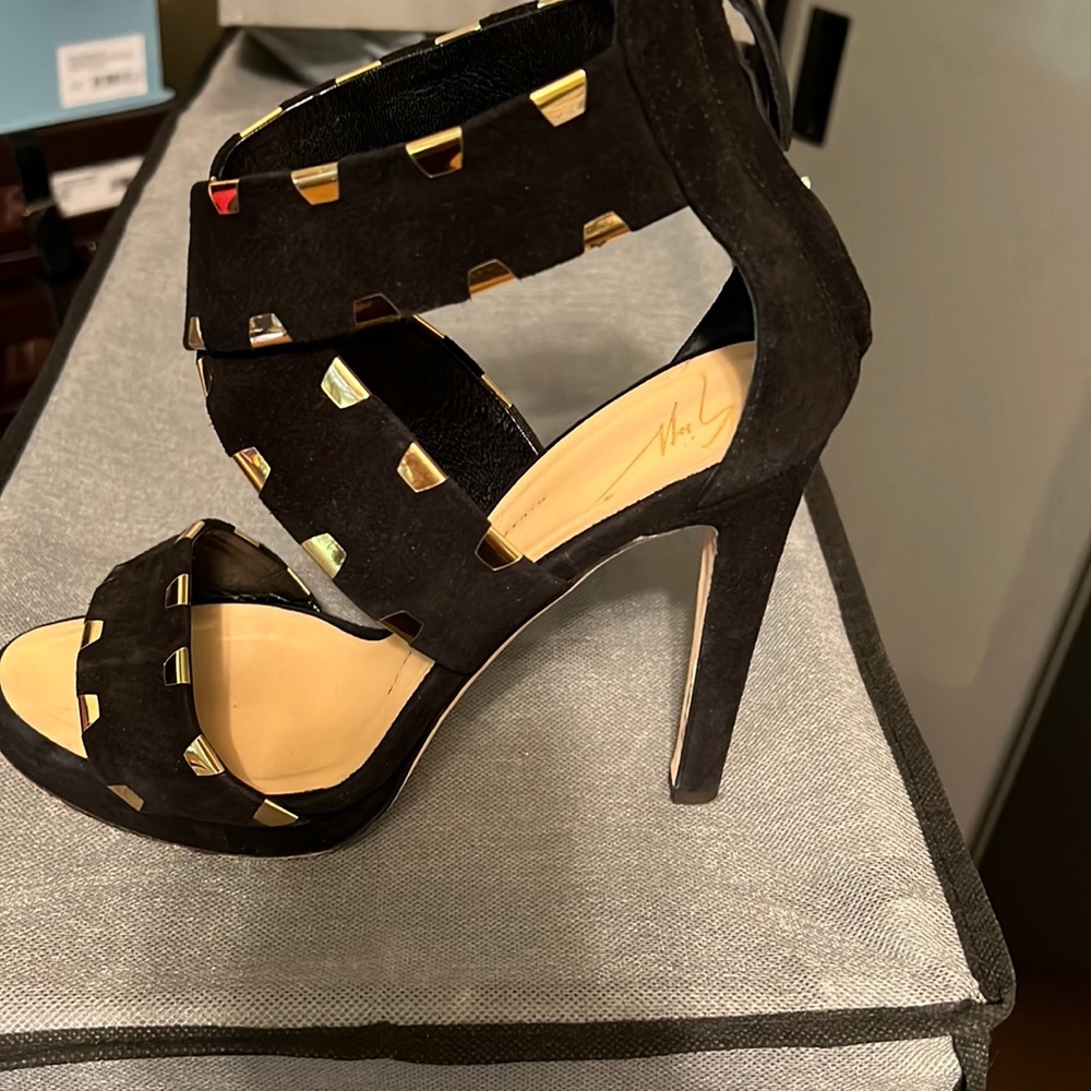 Giuseppe zanotti black suede sandal with
